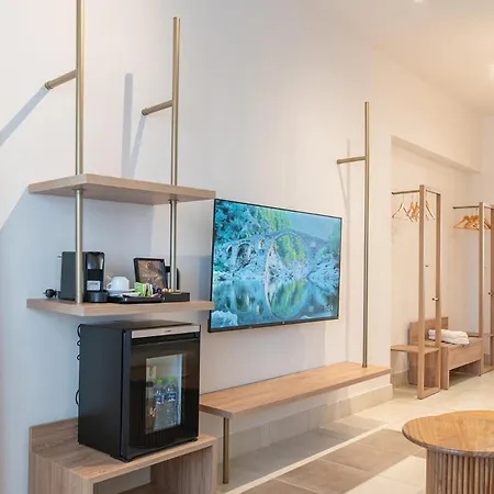 Achilleas Adults Only 4*