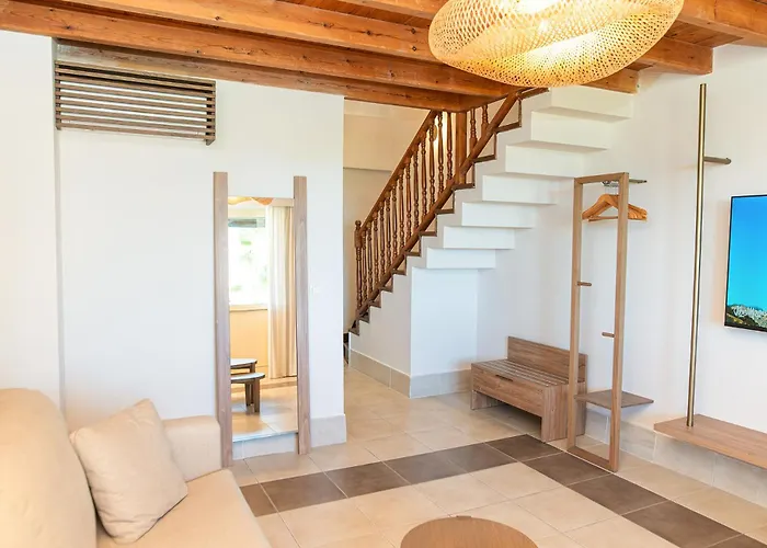 Achilleas Adults Only 马斯蒂查里